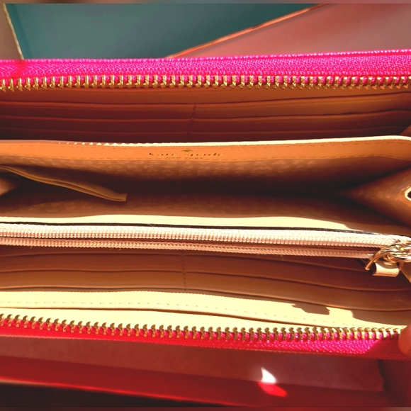 Kate Spade New York Pink and White Stripe Wallet Wristlet with Box - Picture 9 of 14